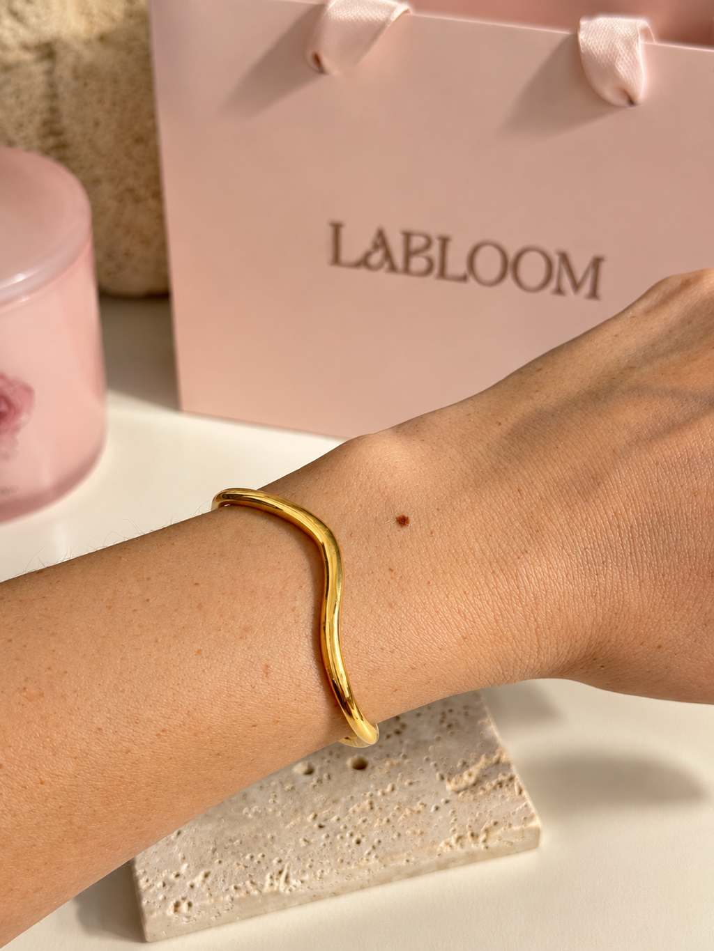 Bracciale rigido Venere